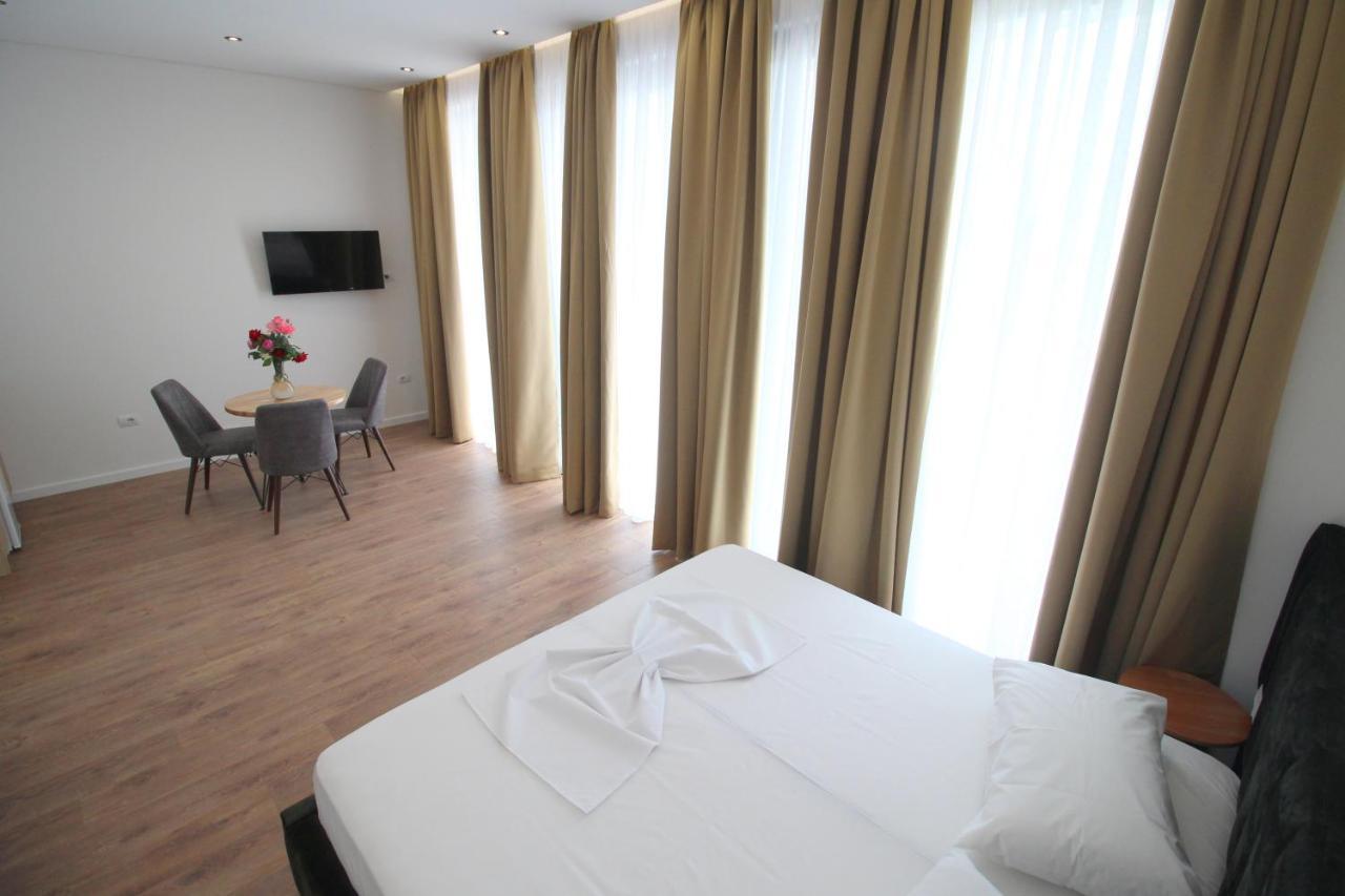Juer Hotel Bajkaj Eksteriør bilde